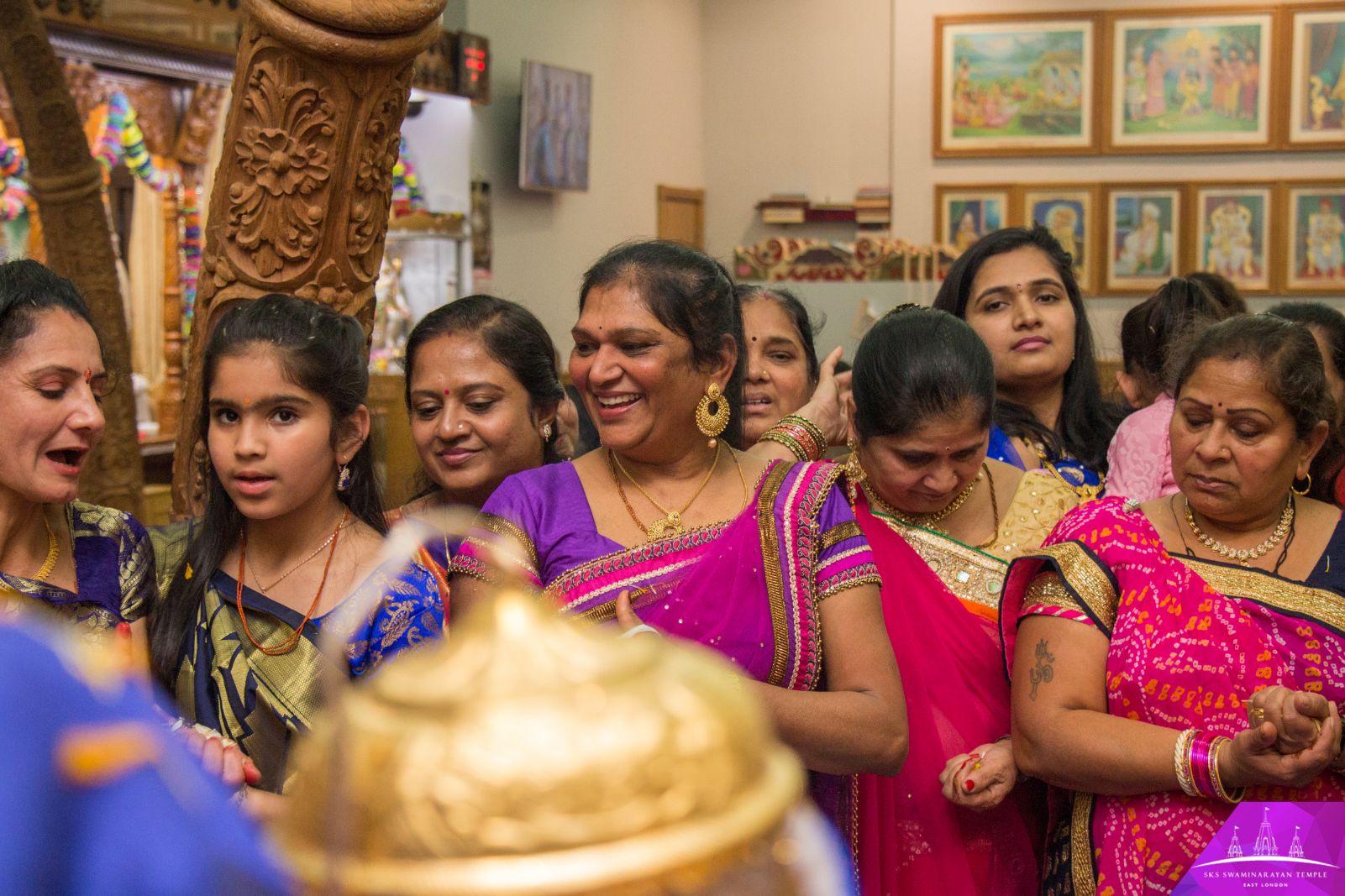 ©1987-2017 SKS Swaminarayan Temple East London